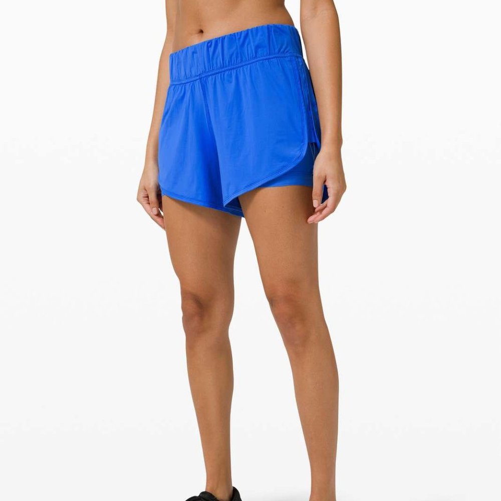 Lululemon strides ahead short